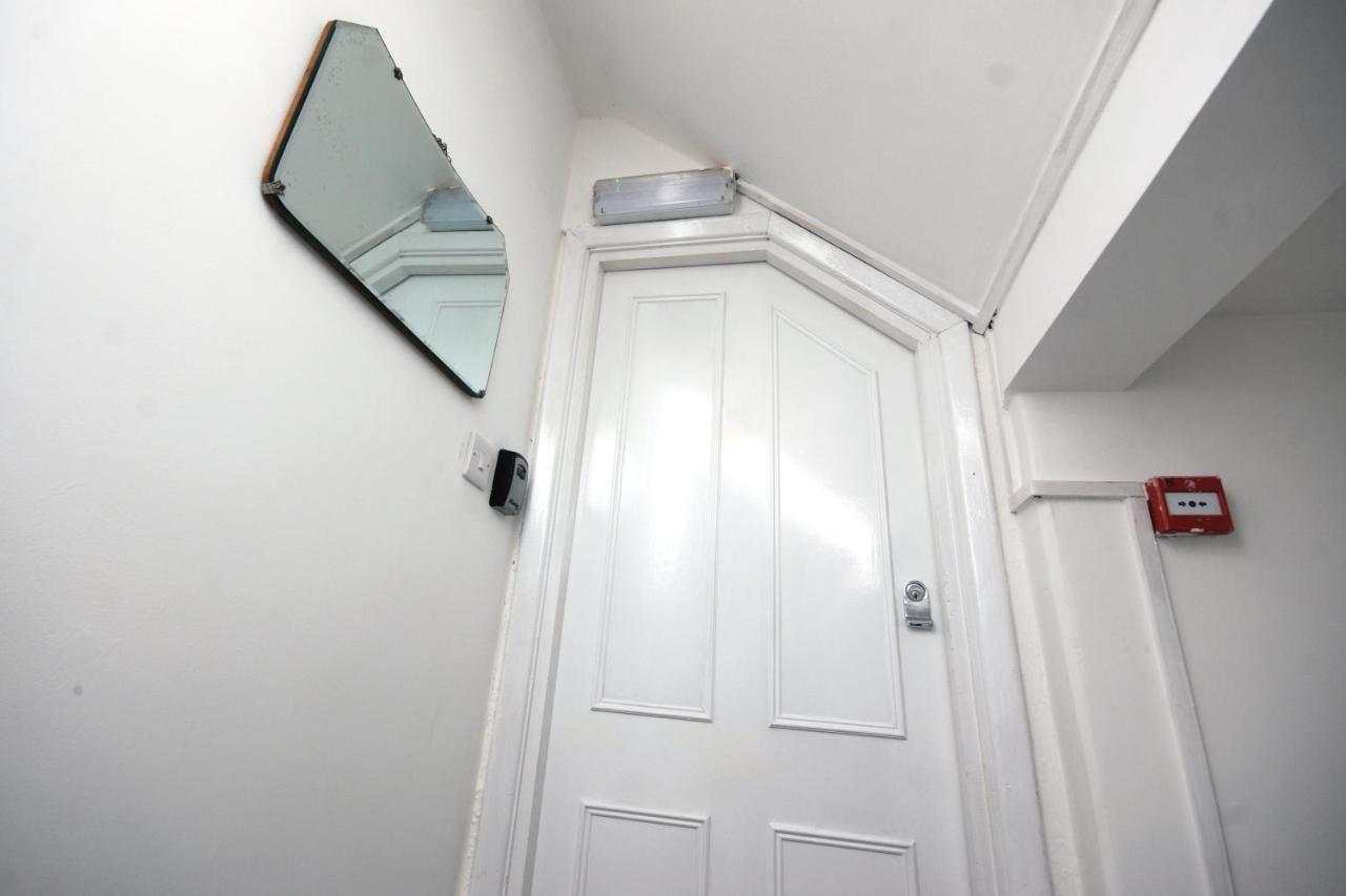 Enjoy Ventnor 2, Pier Street, Wightlink Offer Apartment Exterior foto